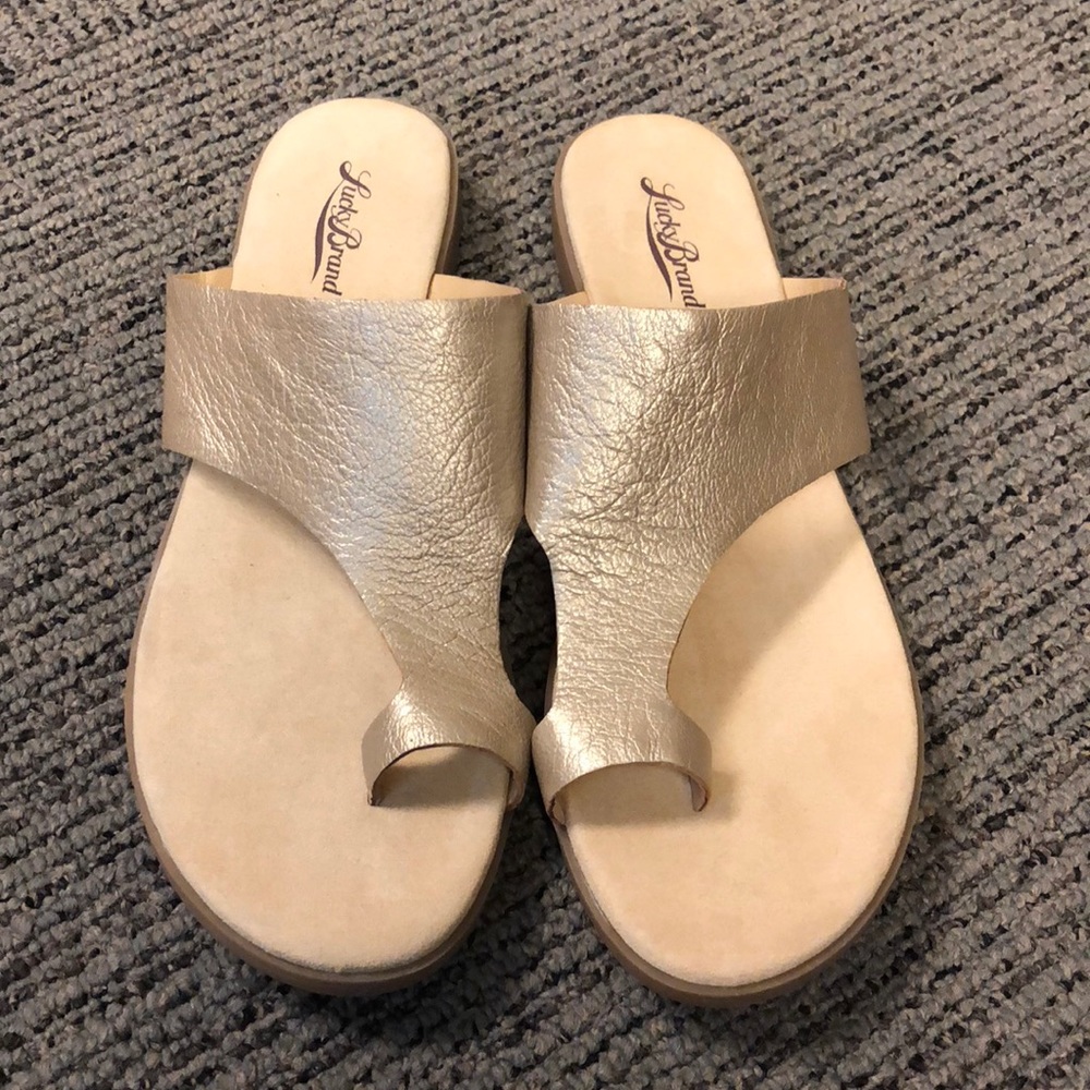 Lucky Brand Metallic sandals
